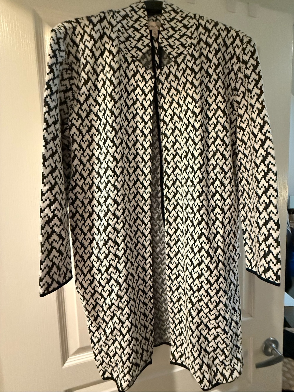 Philosophy Black and White Open-Front Patterned Coat